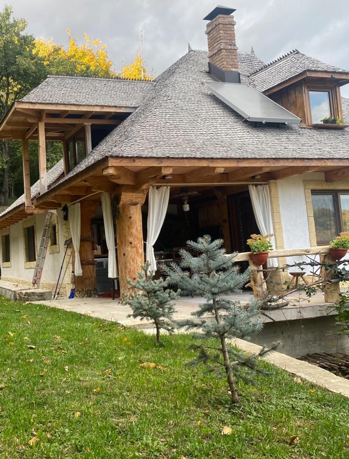 Villa Casa Cu Sindrila Vălenii de Munte Esterno foto
