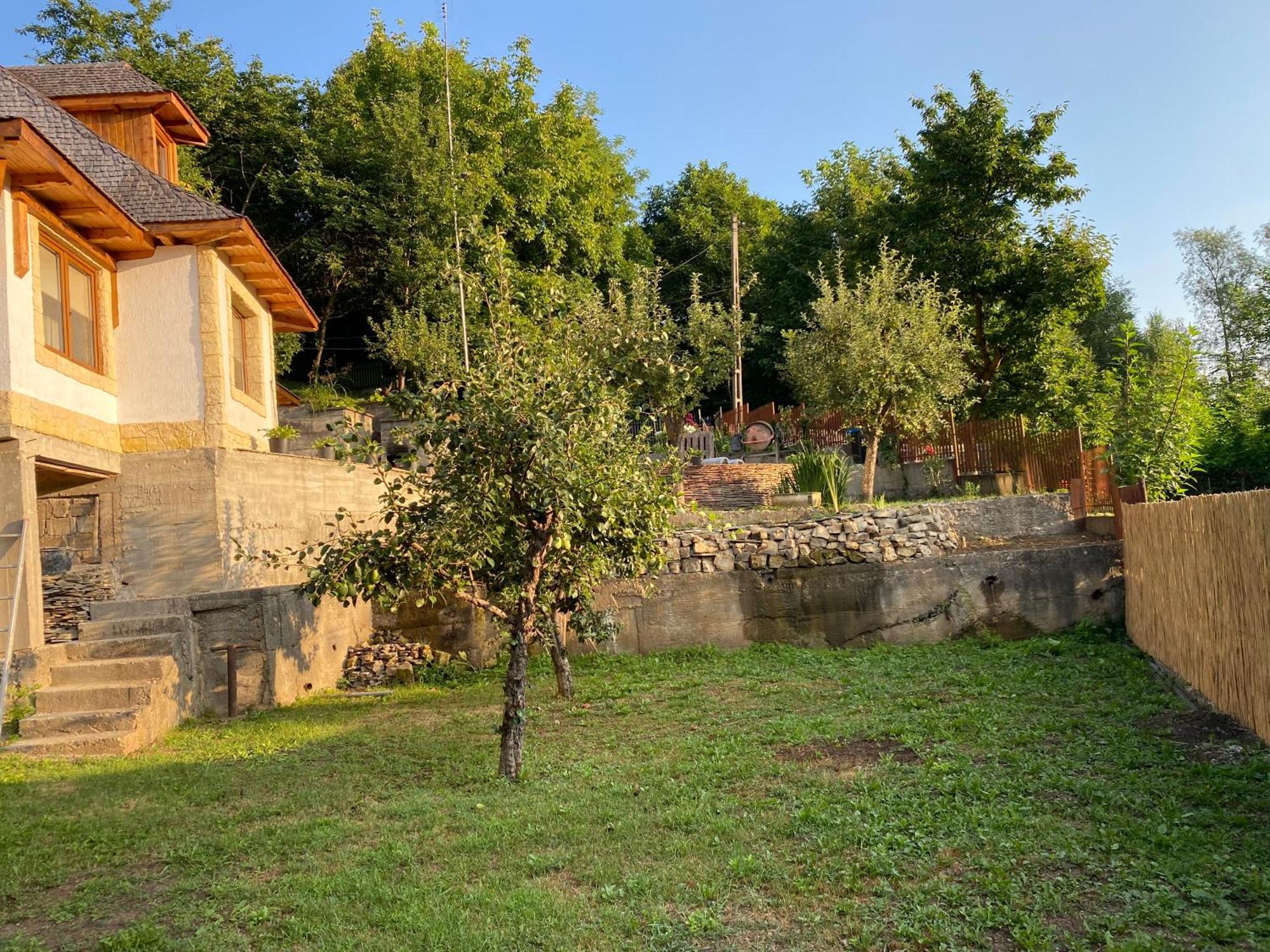 Villa Casa Cu Sindrila Vălenii de Munte Esterno foto