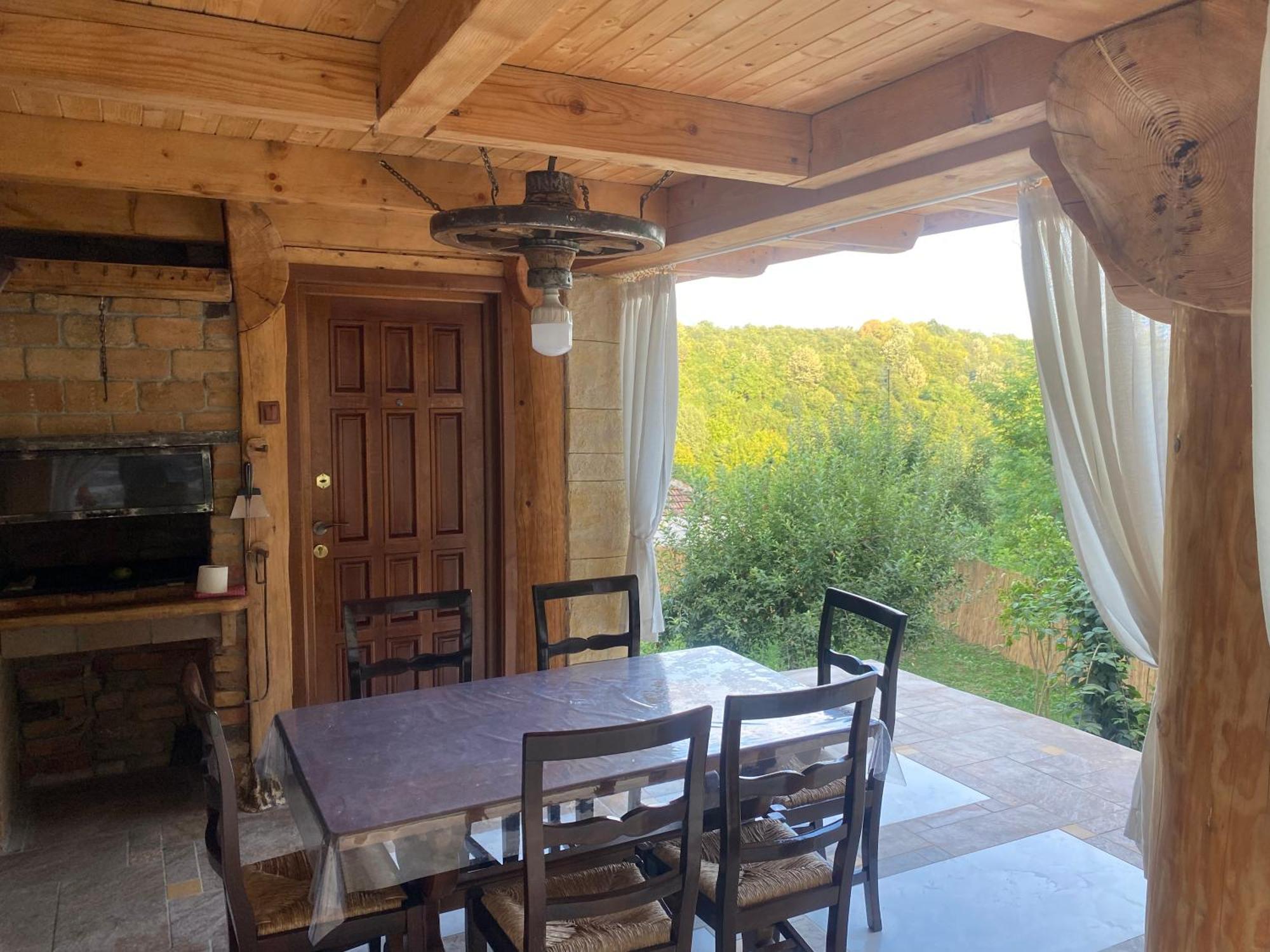Villa Casa Cu Sindrila Vălenii de Munte Esterno foto