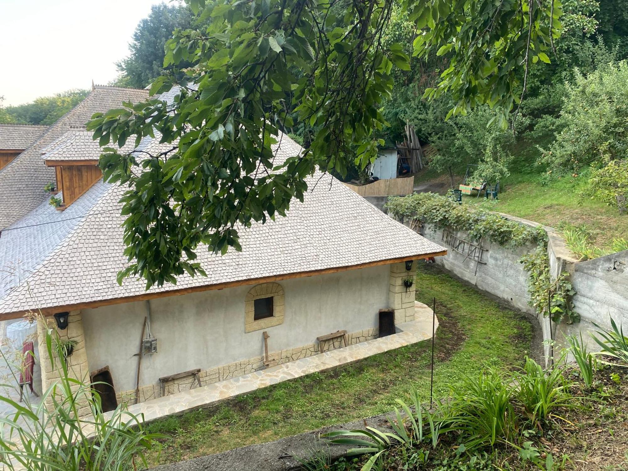 Villa Casa Cu Sindrila Vălenii de Munte Esterno foto