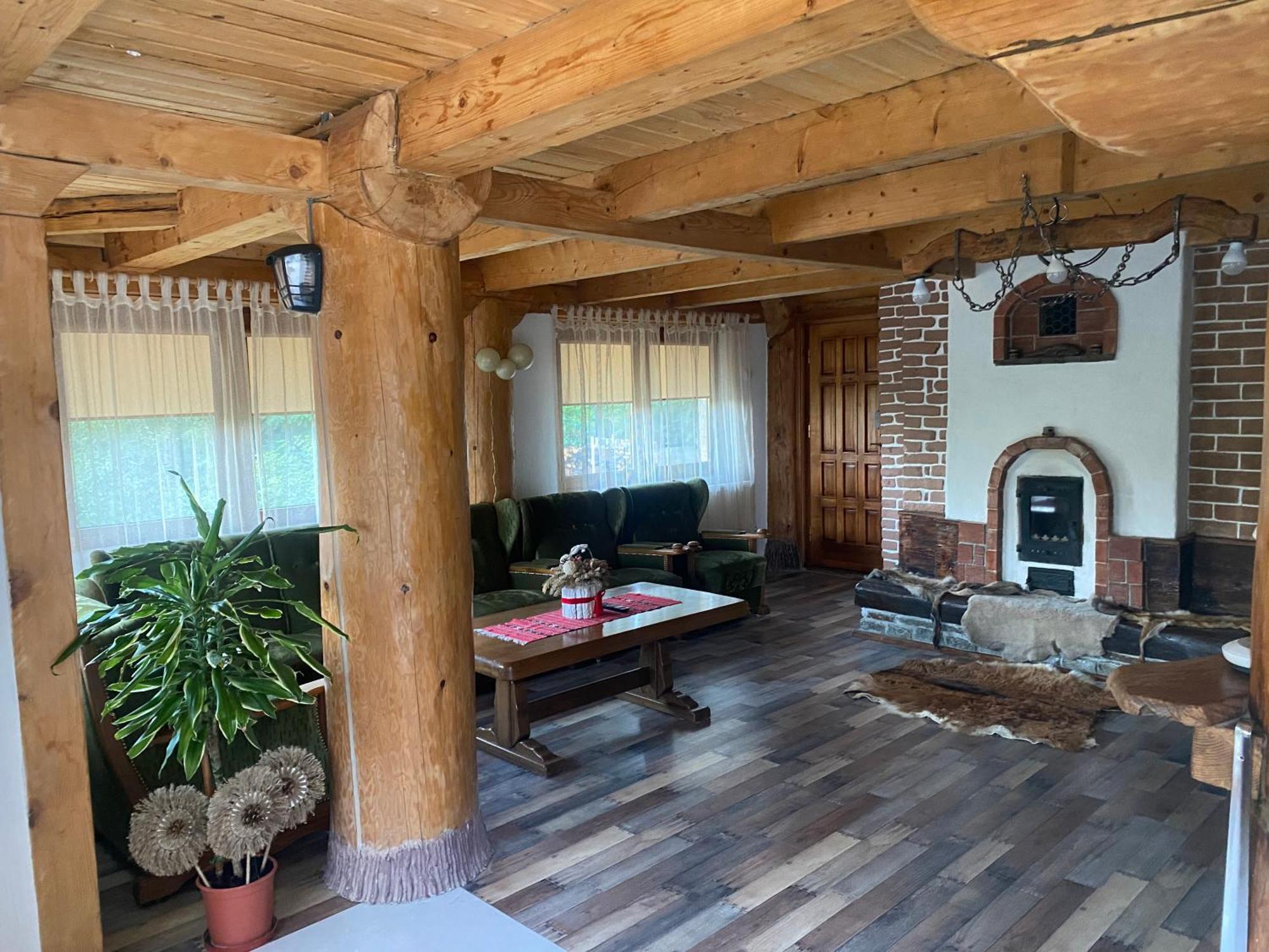 Villa Casa Cu Sindrila Vălenii de Munte Esterno foto