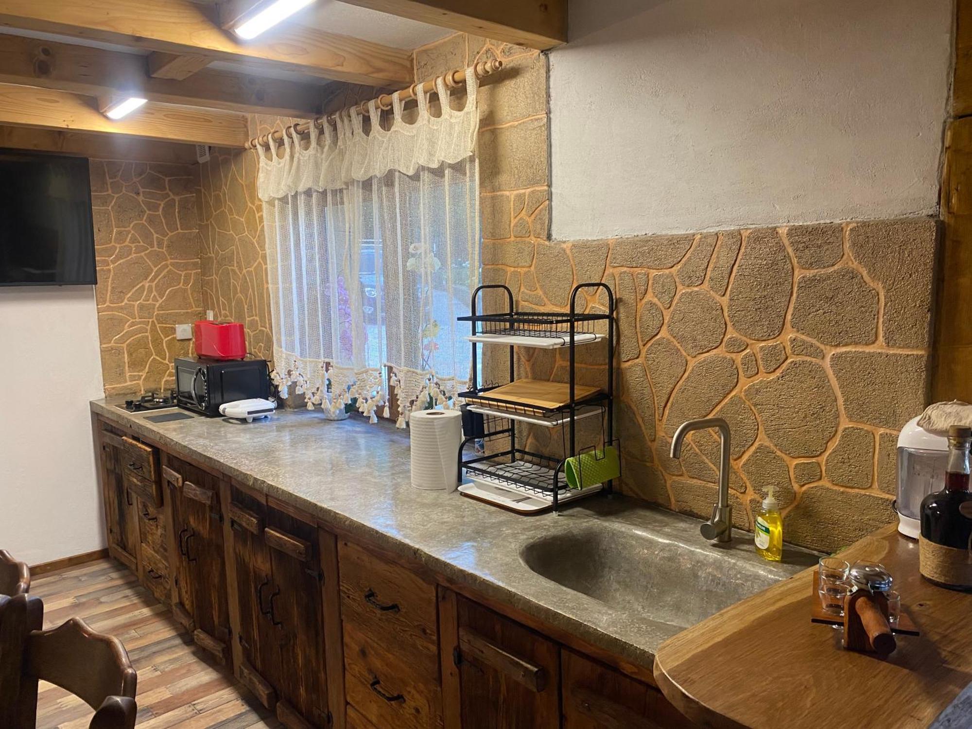 Villa Casa Cu Sindrila Vălenii de Munte Esterno foto