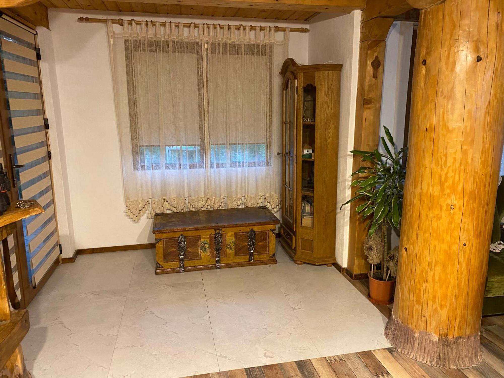 Villa Casa Cu Sindrila Vălenii de Munte Esterno foto