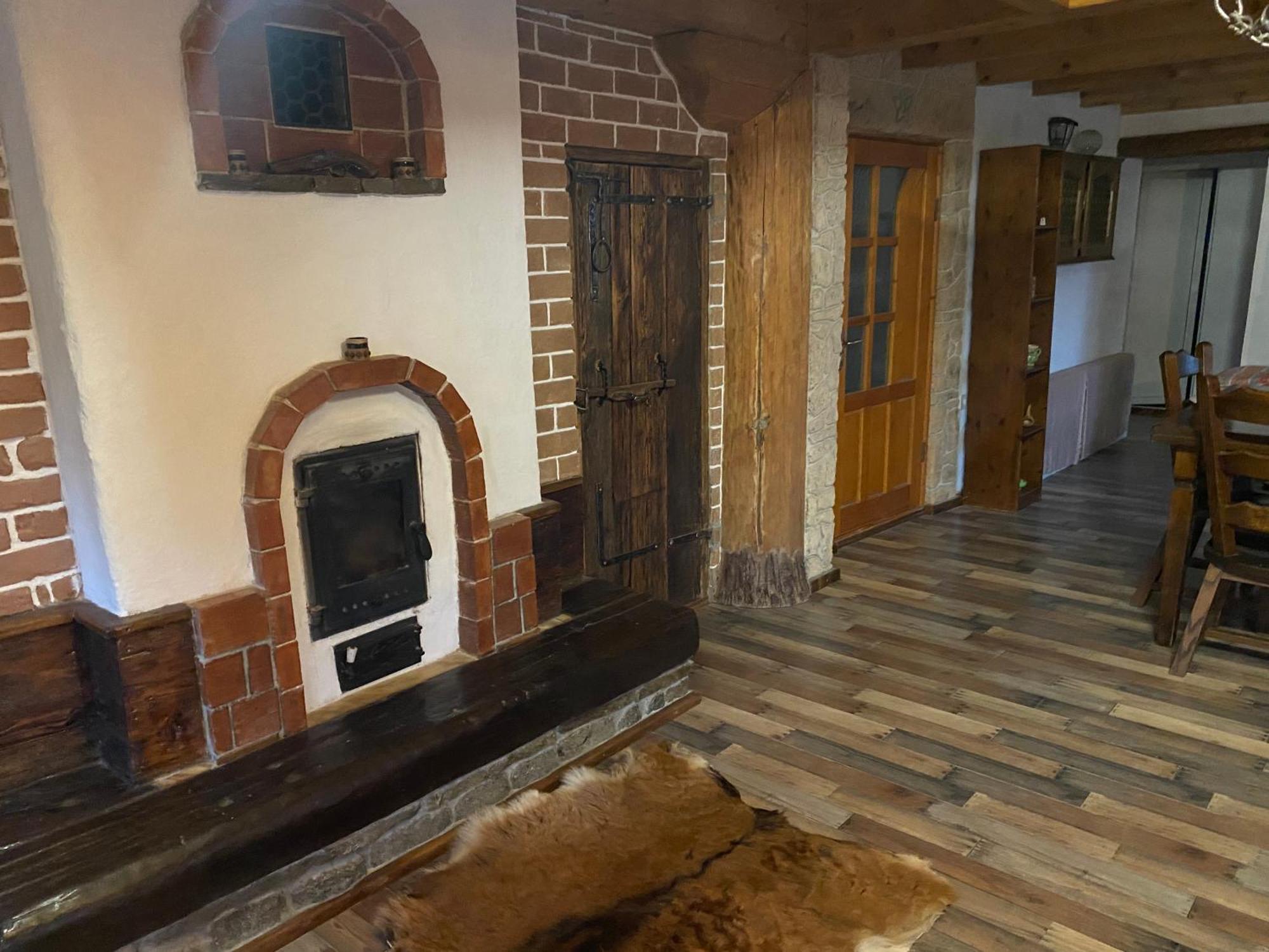 Villa Casa Cu Sindrila Vălenii de Munte Esterno foto